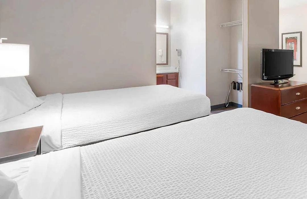 Extended Stay America Suites - Indianapolis - Airport - W Southern Ave-1
